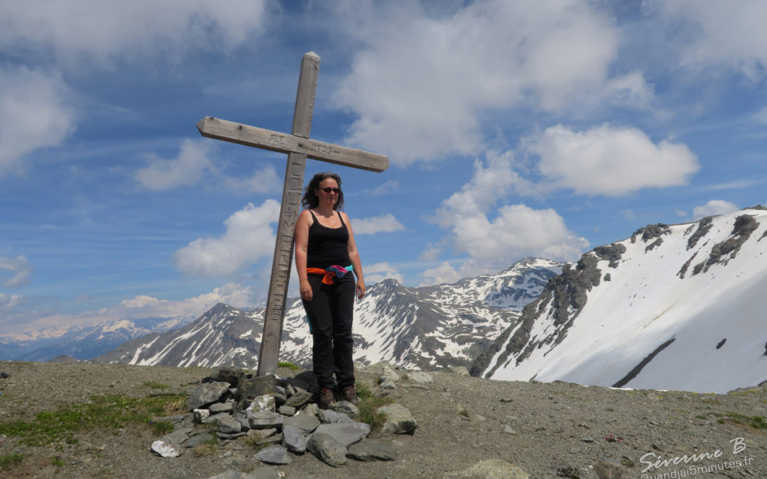 Lac de Roche Noire et Col des Marches (2725m)