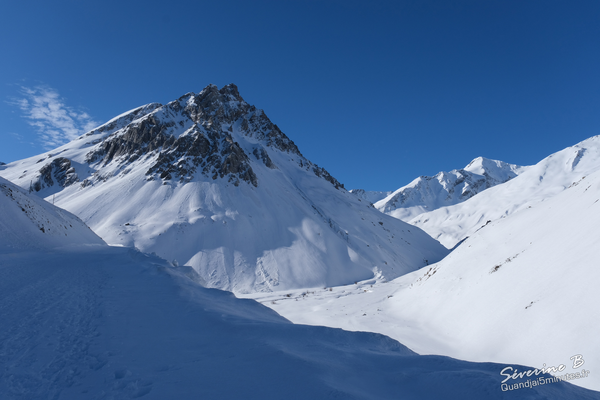 Refuge du camp des Rochilles (2410m), cabane non gardée