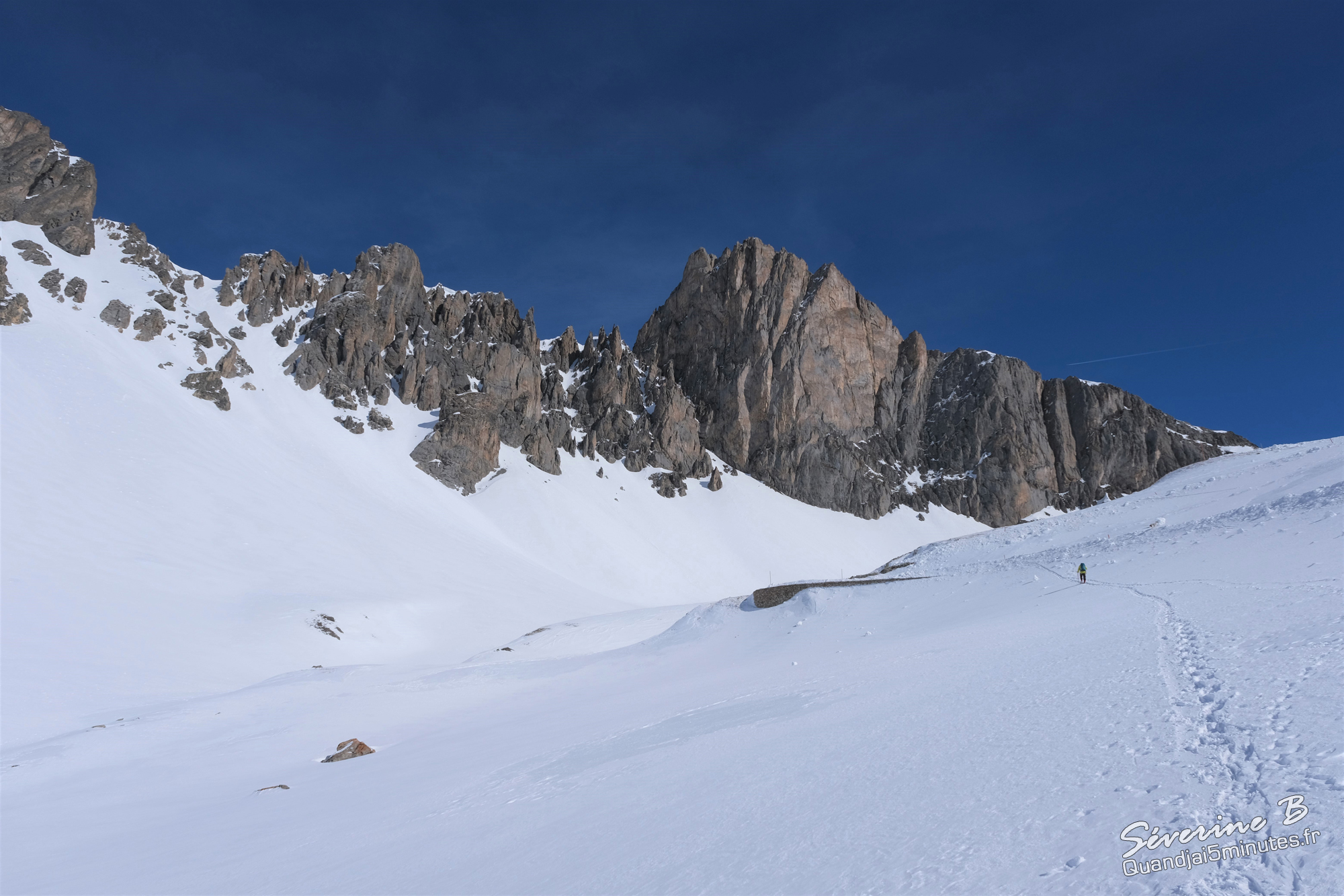 Le Camp des Rochilles et les Aiguilles d'Arves (3514 m